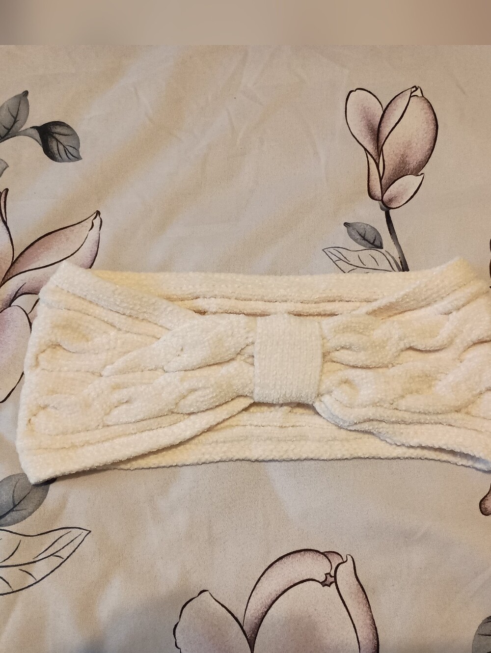 NEW Cozy White/ Eggshell Knit Cable Headband